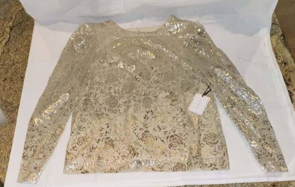 1.STATE Blouse Size L Gold Metallic Rose Jacquard Long Sleeve Top
